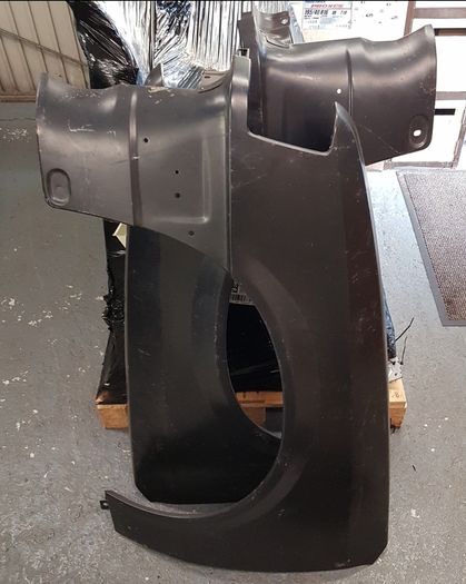Genuine GM Vauxhall Nova 5 Door + Saloon 90-93 Left Front Wing 90321103