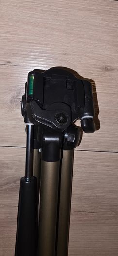 Hama Star 75 Camera Tripod with Carry Case, missing plate