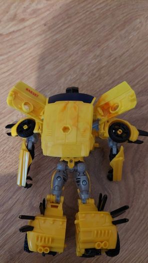 Transformer / toy / bumblebee