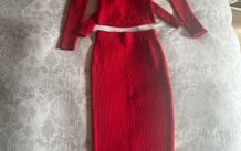 Fabulous 2 piece House CB wool skirt and jumper bought in brown Thomas , fabulous x mas outfit, has some stretch , size xs but would fit and 8 or 10 depending on how you like to wear, lovely bow and cut out detail at the back of jumper