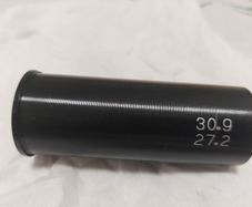 Bicycle parts / seatpost adapter