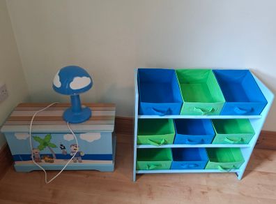 Children's bedroom furniture & Lighs for sale.