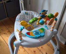 Baby bouncer