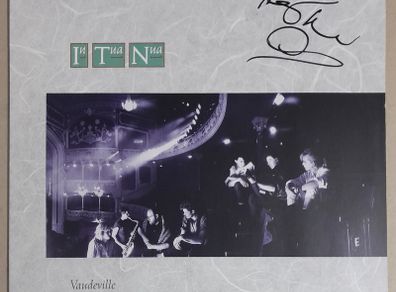 Leslie Dowdall autographed album In Tua Nua Irish Band