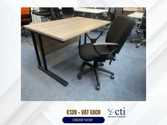 20 X Ex-Corporate 1200mm Office Desks - Urban Oak