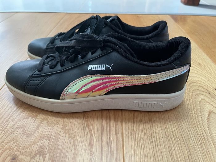 Puma Smash V2 Holo Jr girls' trainers size 38 UK5