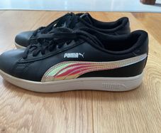 Puma Smash V2 Holo Jr girls' trainers size 38 UK5