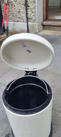 pedal bin