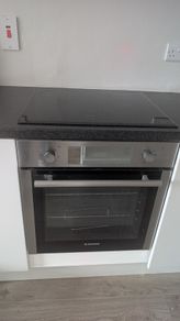Hoover Oven and Electric Siemens Hob
