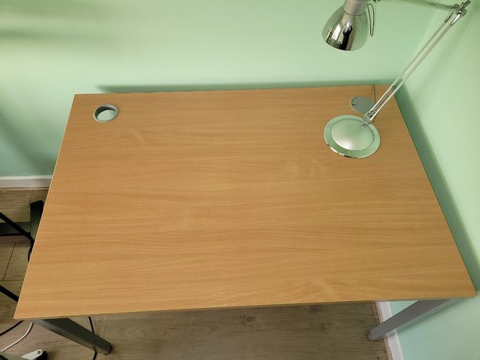 Desk - Study / Office ; 120cmx80cm. Like new.