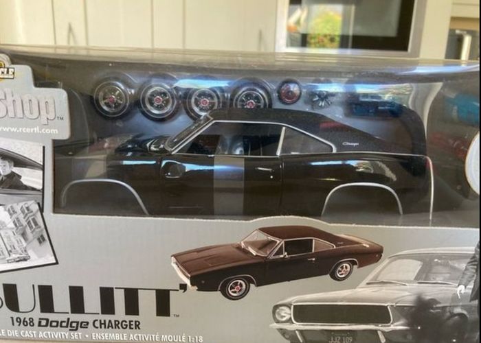 Dodge Charger Kit Bullitt Steve McQueen 1/18 Ertl # 2