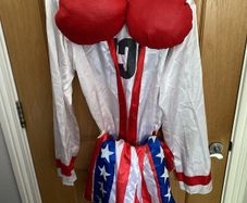 Rocky costume men's size small 28-40