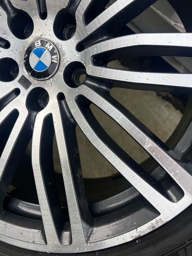 Genuine BMW Style 664M 19" Alloy Wheels.