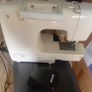 sewing machine Image 3