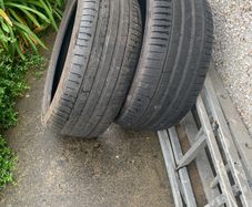 Pirelli tyres