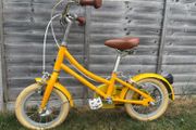 Bobbin Gingersnap children's 12" yellow bicycle / bike