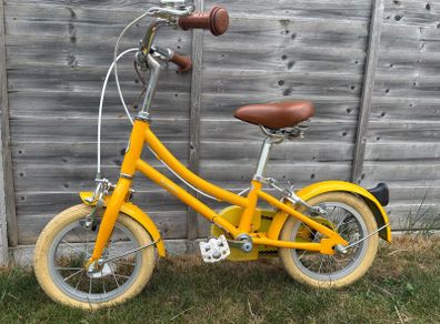 Bobbin Gingersnap children's 12" yellow bicycle / bike