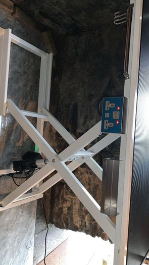 New electric lift Dog grooming table