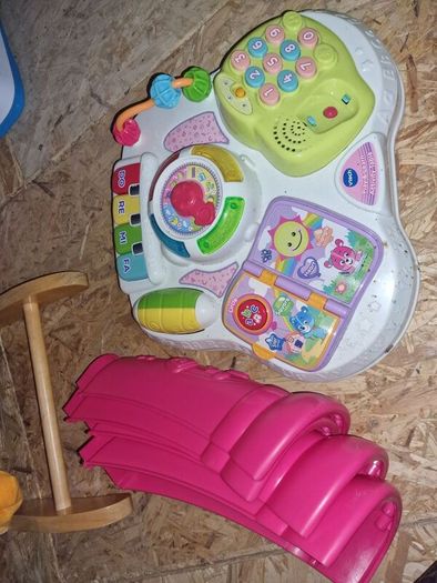 VTech Toys  VTech Infant  VTech Baby Play & Learn Activity Table Pink