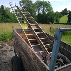 Aluminium ladders