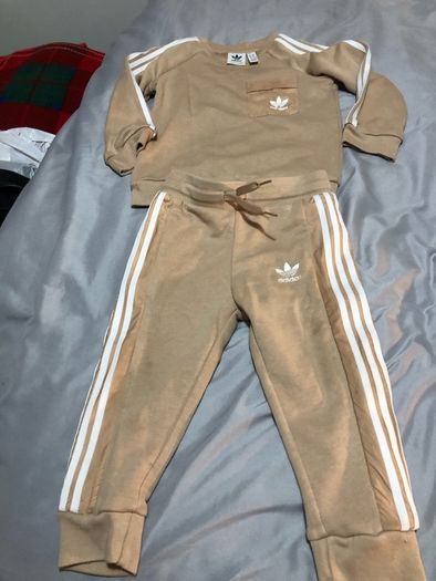 Boys adidas tracksuit 18/24 mths new never worn
