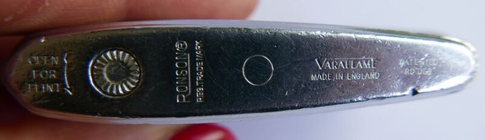 Vintage RONSON Varaflame Deco Lighter