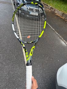 Babalot Pure Aero brand new! And brand new babalot xhale strings