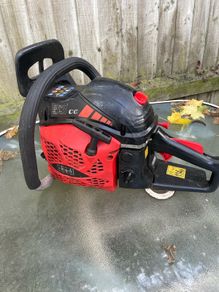 chainsaw