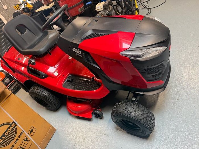 Solo by alko ride on mower