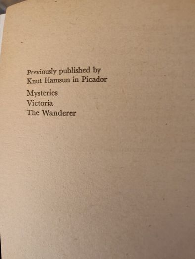 Hunger  By Knut Hamsun.  Published By Picador. Paperback In Good Condition.