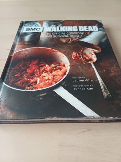 The Walking Dead Official Cookbook Titan Books Hardback 2017