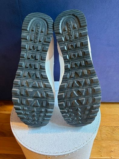 SKECHERS OG 85 Collection  Women's Trainer  /  Retro Style Sneakers