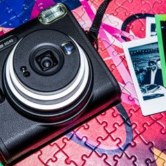 (Limited Time Offer, For EUR 99 Only) BRAND NEW Fujifilm Instax Square SQ40 Camera