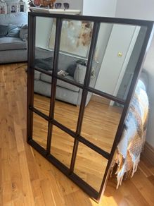 Retro Mirror.