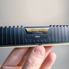 Corsair Vengeance 16gb DDR4
