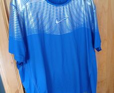 Nike running t shirt XXL