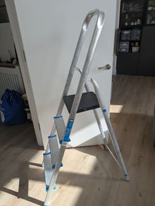 Step ladder