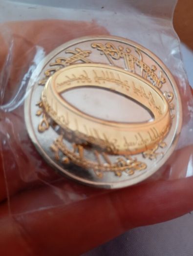 one ring. new Zealand coin .