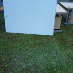 Magnetic white board