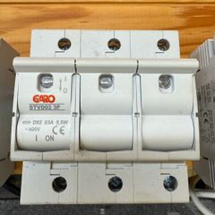 63 Amp Triple Pole Neozed Switch Fuse (STV) GARO