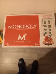 Board Games 80th Anniversary  Edition  Monopoly.  Also Game Of Thrones....  And   Tv Show Friends Monopolyfri