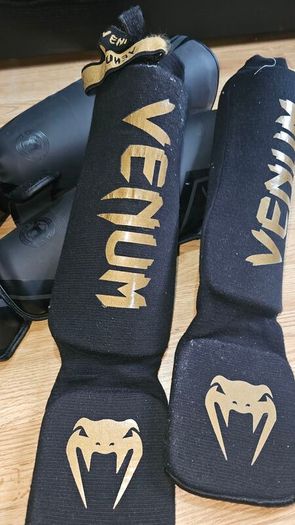 Venum Contender / kontact 2.0 Shin Guards  Size L