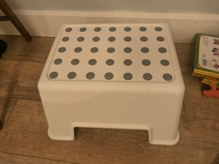 Step stool
