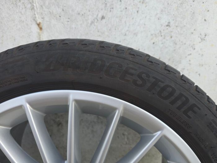 Genuine Audi 17" Alloy Wheels & Bridgestone Tyres (225/45/R17)