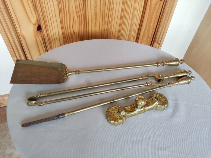 Antique Brass companion set