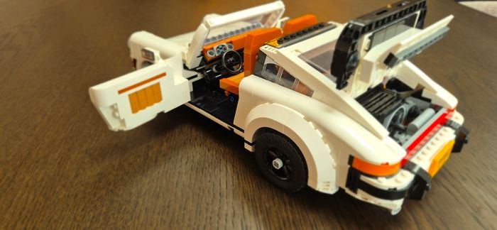 Lego Porsche 911 Turbo #10295