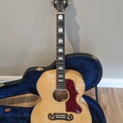 Gibson SJ200