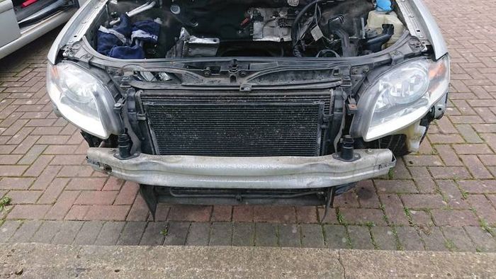 Audi power steering pump. Intercooler Flayweel clutch kit 2.0tdi oil pump injectors gps suspension parts steering rack s-line 6 speed