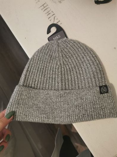 M&S hat - brand new