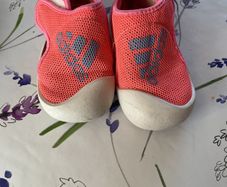 Adidas children's sandals size 5.5uk